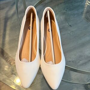 Elegant White Women's Shoes